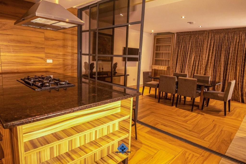 Gk Apartments อาซาบา ภายนอก รูปภาพ