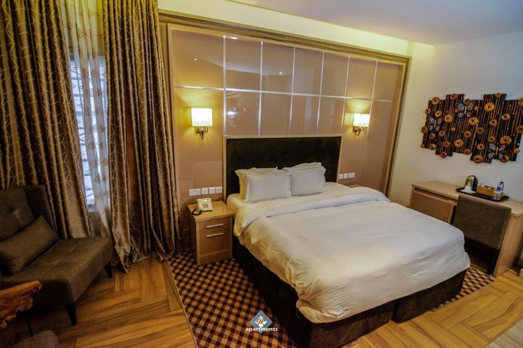 Gk Apartments อาซาบา ภายนอก รูปภาพ